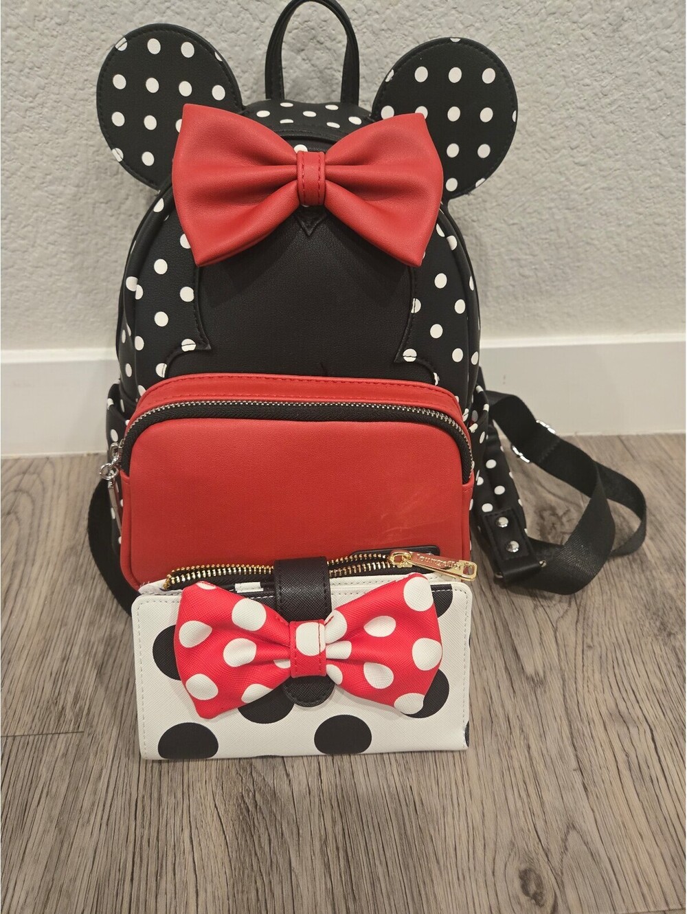 Minnie Mouse Backpack and Wallet Set